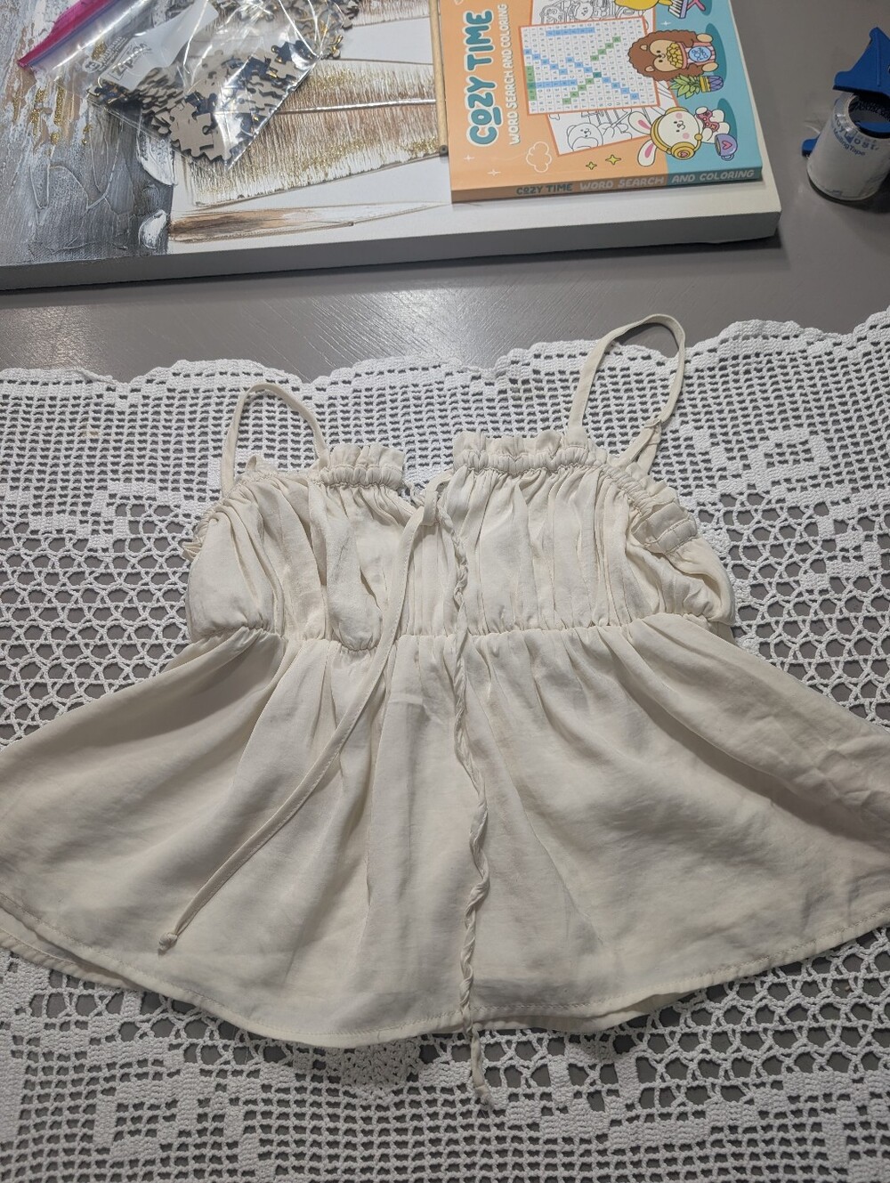 American Eagle Sleeveless Ruched Cream Cami Top Size Xs